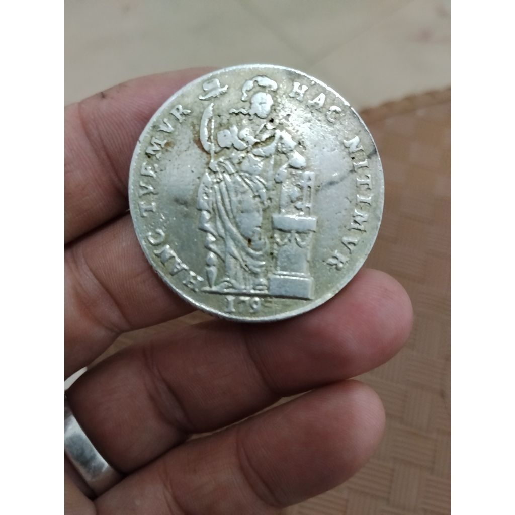 koin perak langkah standing pallash koin perak 3G west Friesland kuno 1795