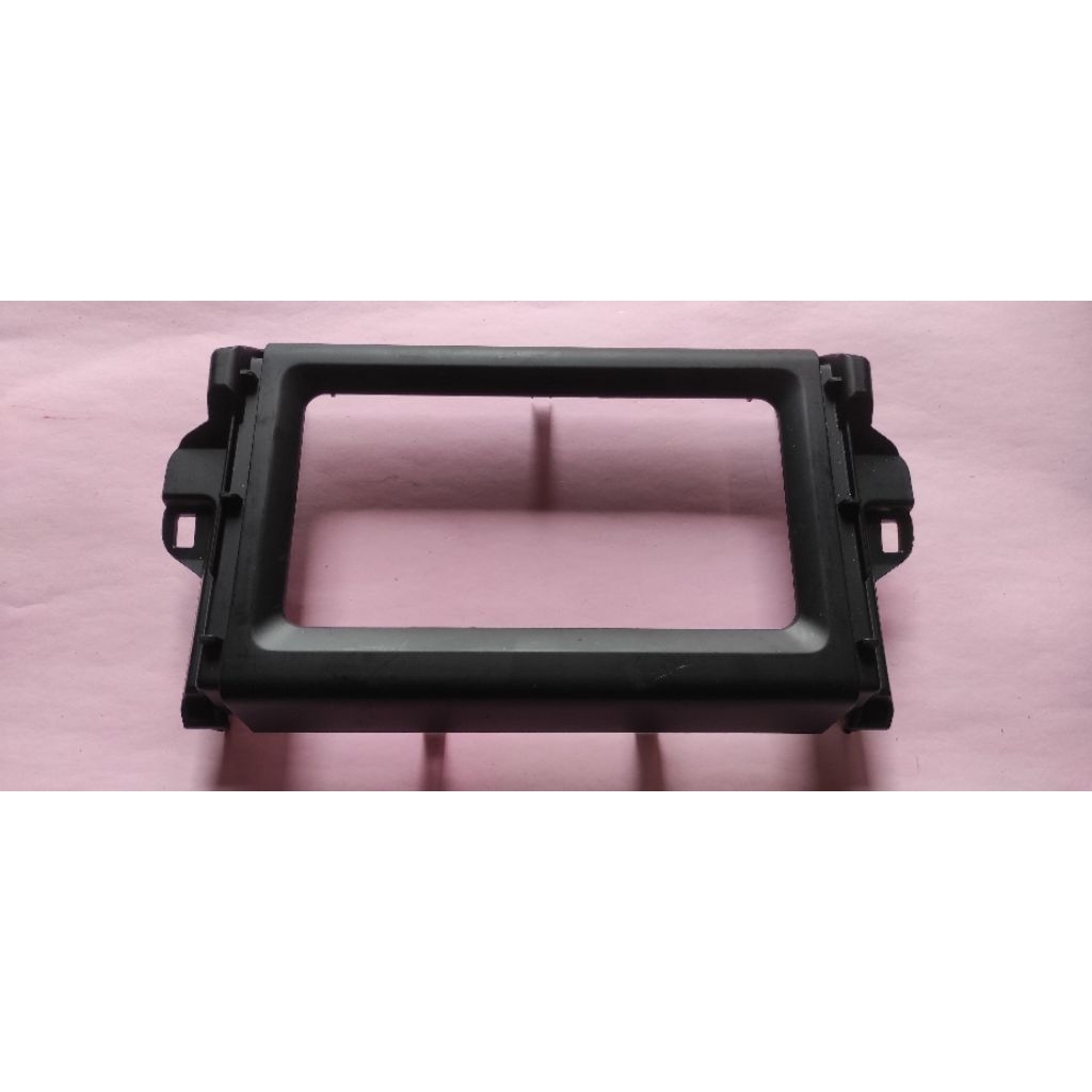 FRAME HEAD UNIT ANDROID TOYOTA HILUX REVO FORTUNER VRZ ORIGINAL