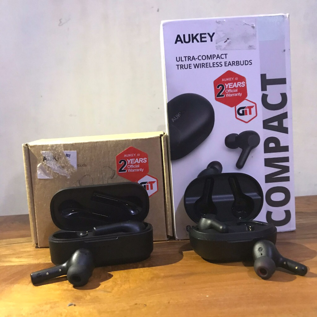 tws aukey original second