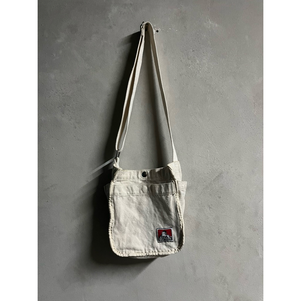 ben davis sling bag