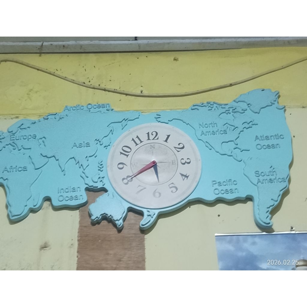Jam Dinding peta dunia