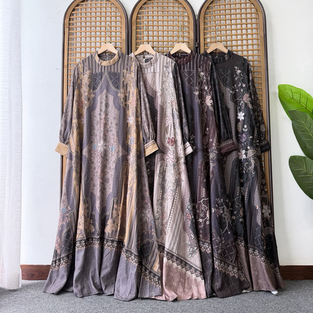 020 MINKA SIGNATURE DRESS