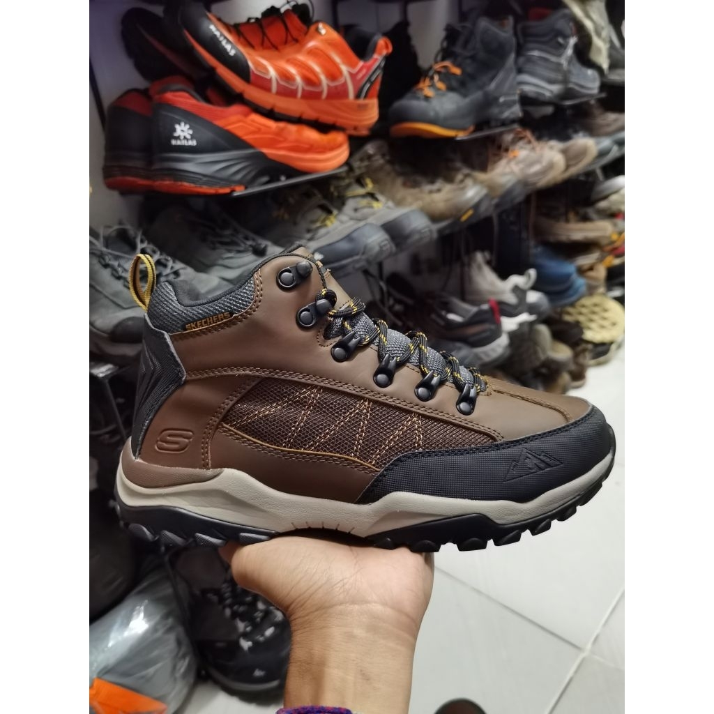Skechers Men's Outdoor Angkle Boots Ligth Brown / LBTR Size 40 Sepatu Hiking Gunung Trail Run