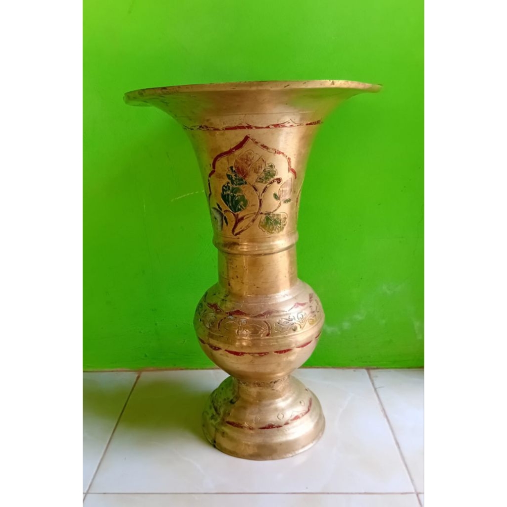 Paidon / Bokor Kuningan Ukir Lawasan