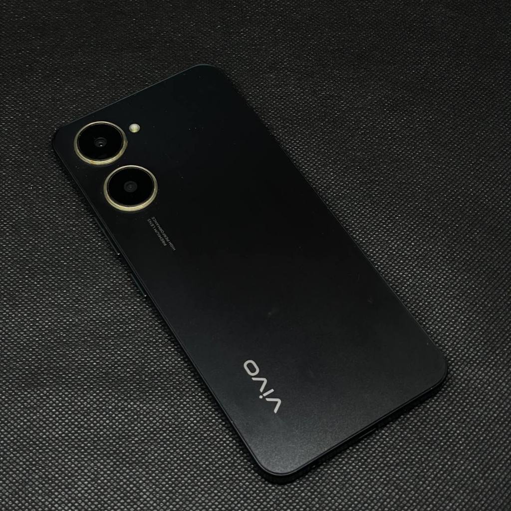 Vivo Y03 4/64GB Second Unit Hp Saja