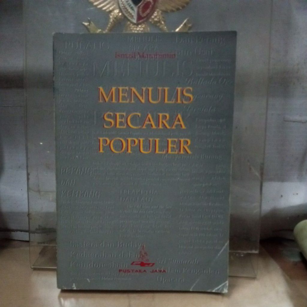 buku menulis secara populer oleh ismail marahimin