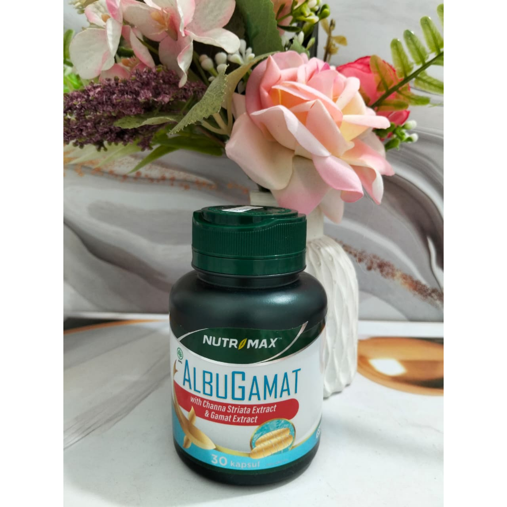 Nutrimax Albugamat  Botol isi 30'S Kapsul Ekstrak Ikan Gabus Dan Gamat Emas