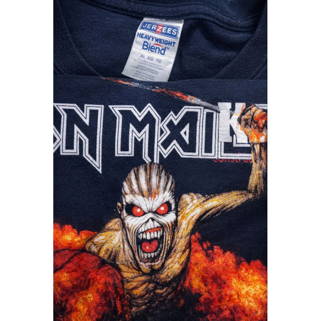 kaos iron Maiden original second brand jerzees USA. size L-XL muat, Dongker pekat, pemakaian