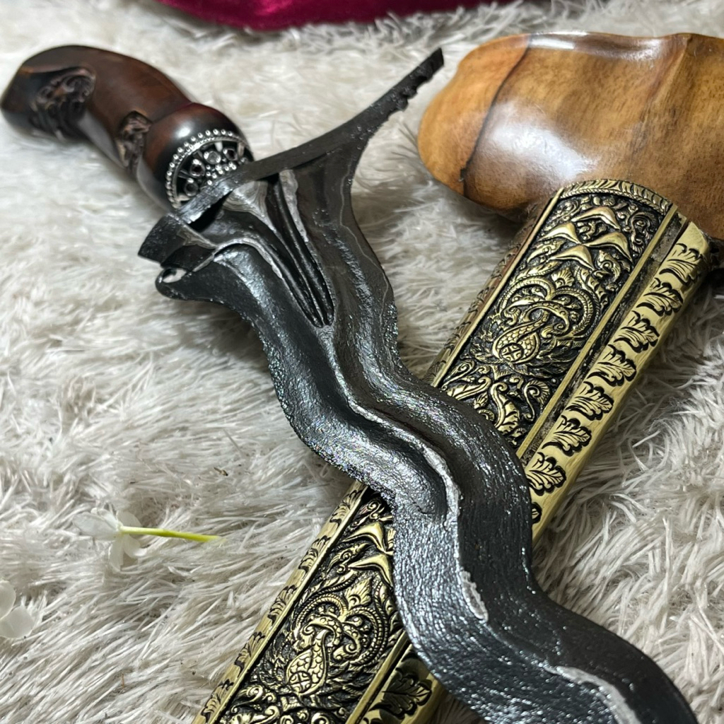 Sengkelat Pulo Tirto Tangguh Sultan Agung Mataram