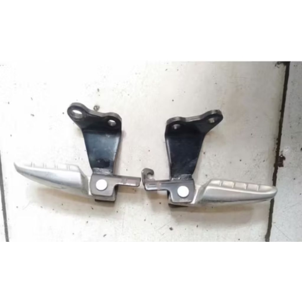 step belakang Yamaha Mio j / Mio GT original copotan motor second