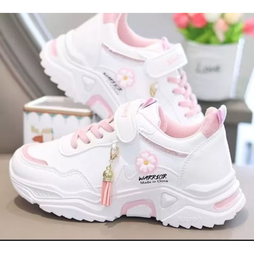 sepatu warior anak anak TK SD