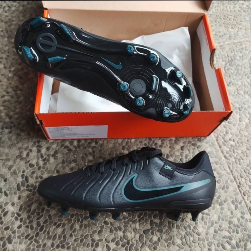 Nike Tiempo Legend 10 Academy FG