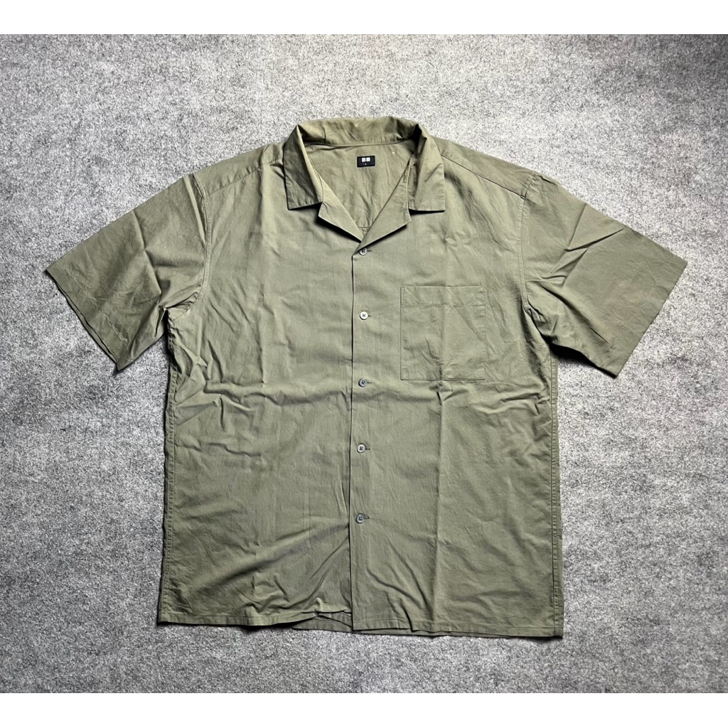 kemeja uniqlo open collar