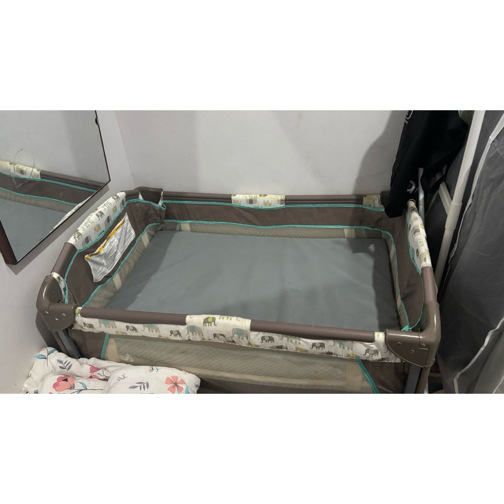 preloved crib right start