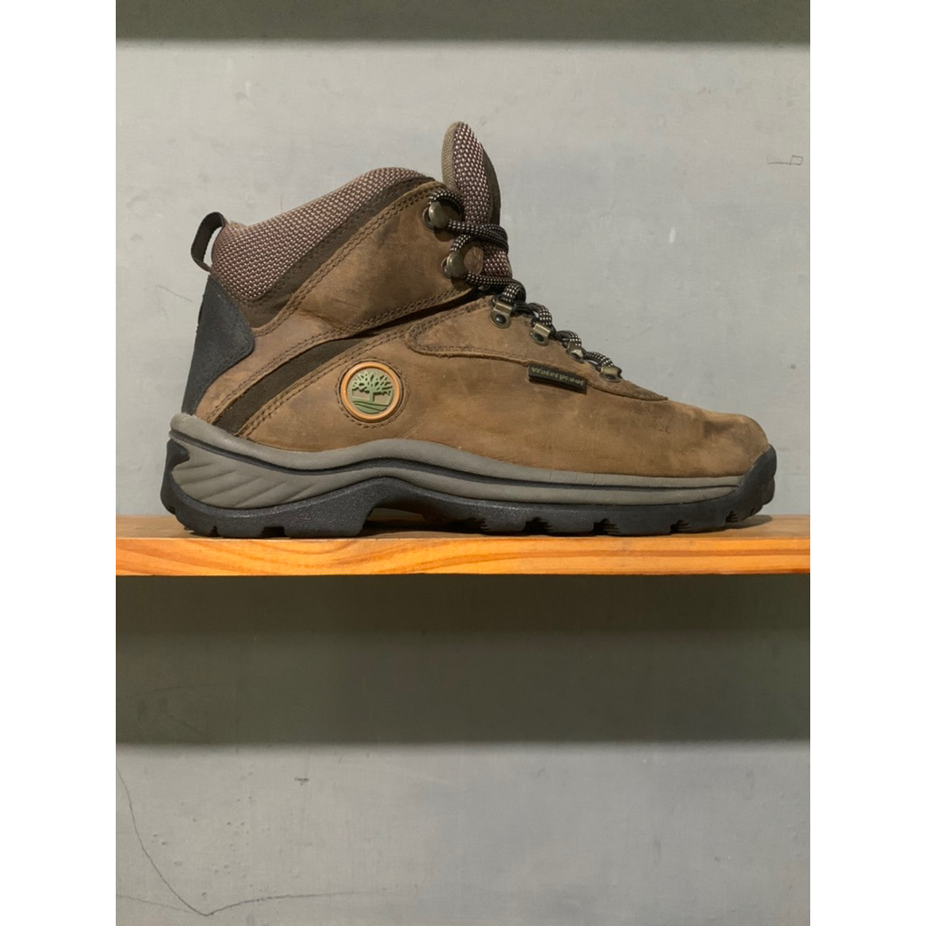 timberland white ledge mid leather waterproof