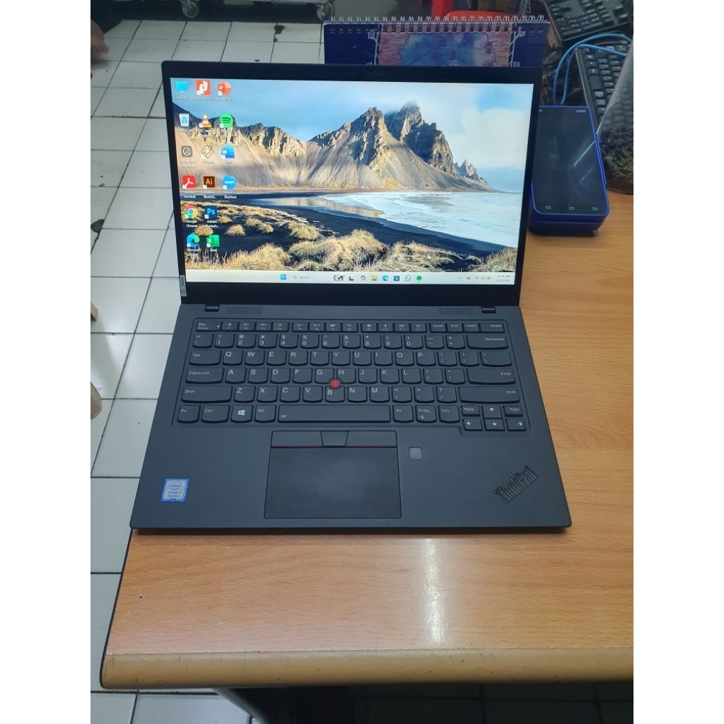 Laptop lenovo X1 carbon i5 gen 8 8/256gb