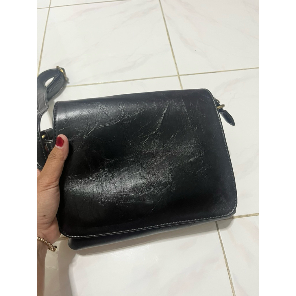 tas selempang merk TAKO