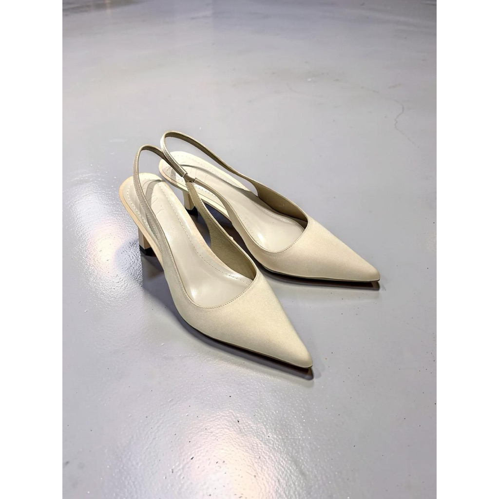 READY STOCK SEPATU CASUAL - SEPATU FORMAL - WEDDING SHOES HEELS SIZE SIZE 41