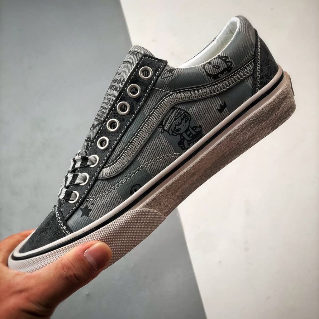 Style 36 x Hirono Grey/Black