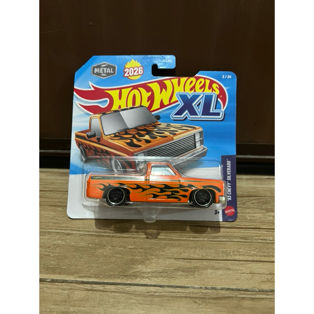 hotwheels XL chevy silverado