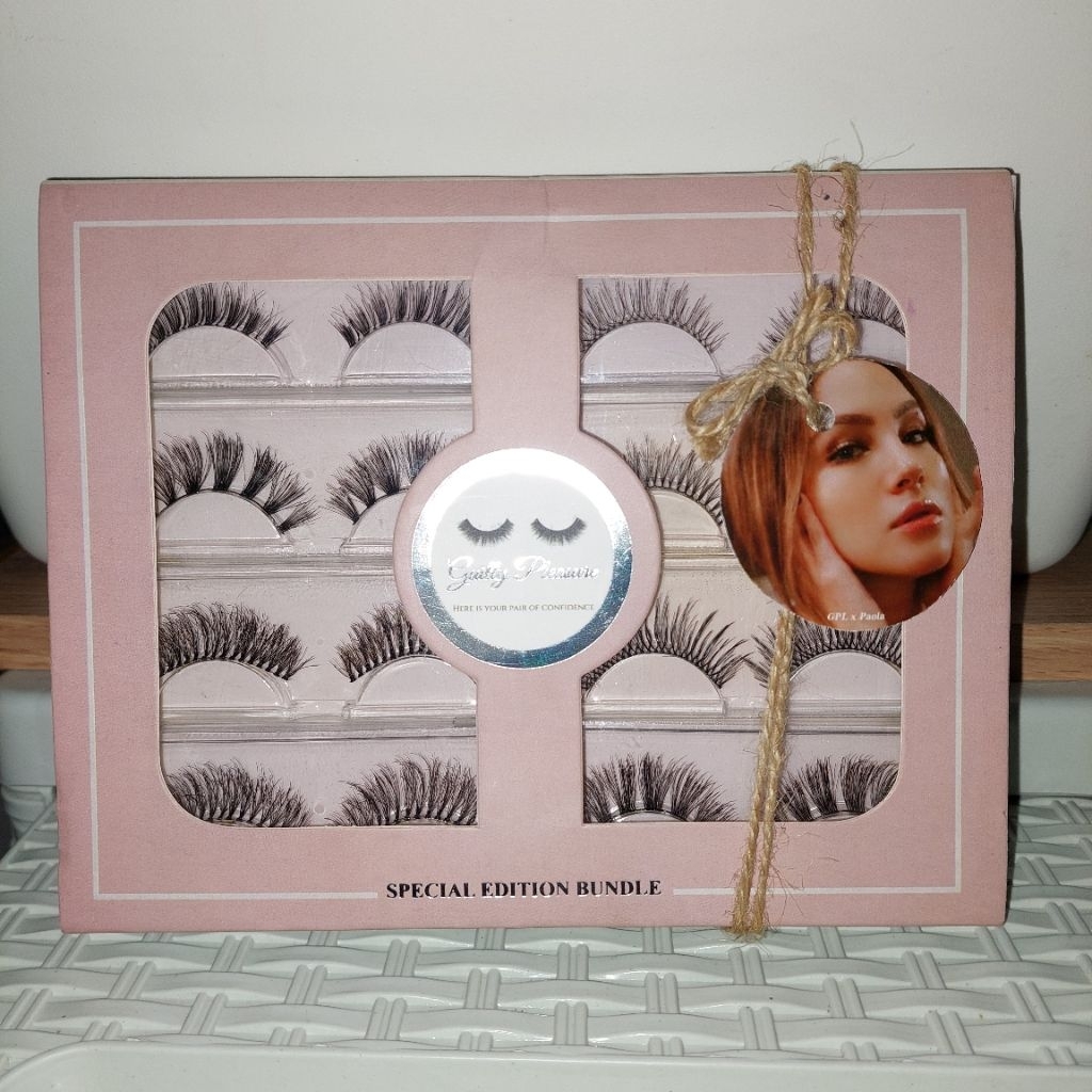 Fake lashes Paola Serena