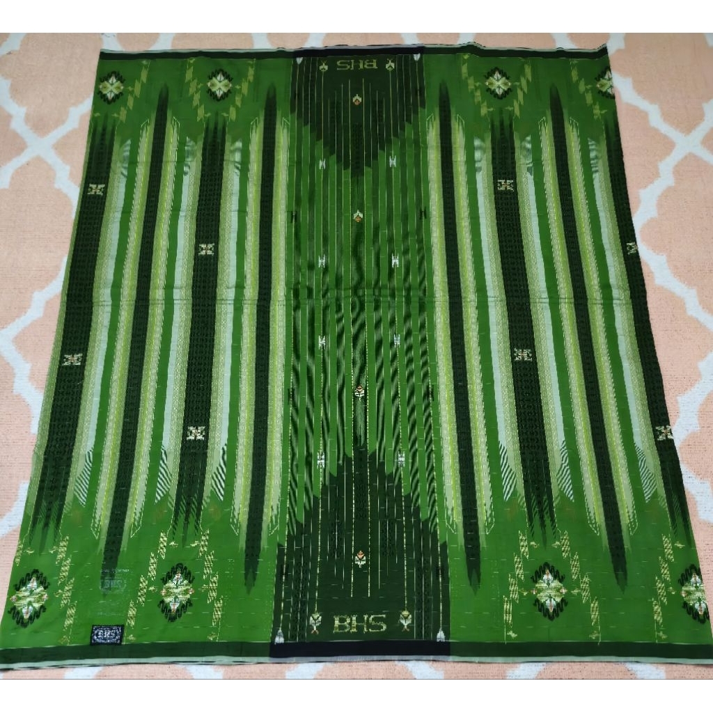 Sarung BHS SGC FULL SUTRA 210/2 second/bekas