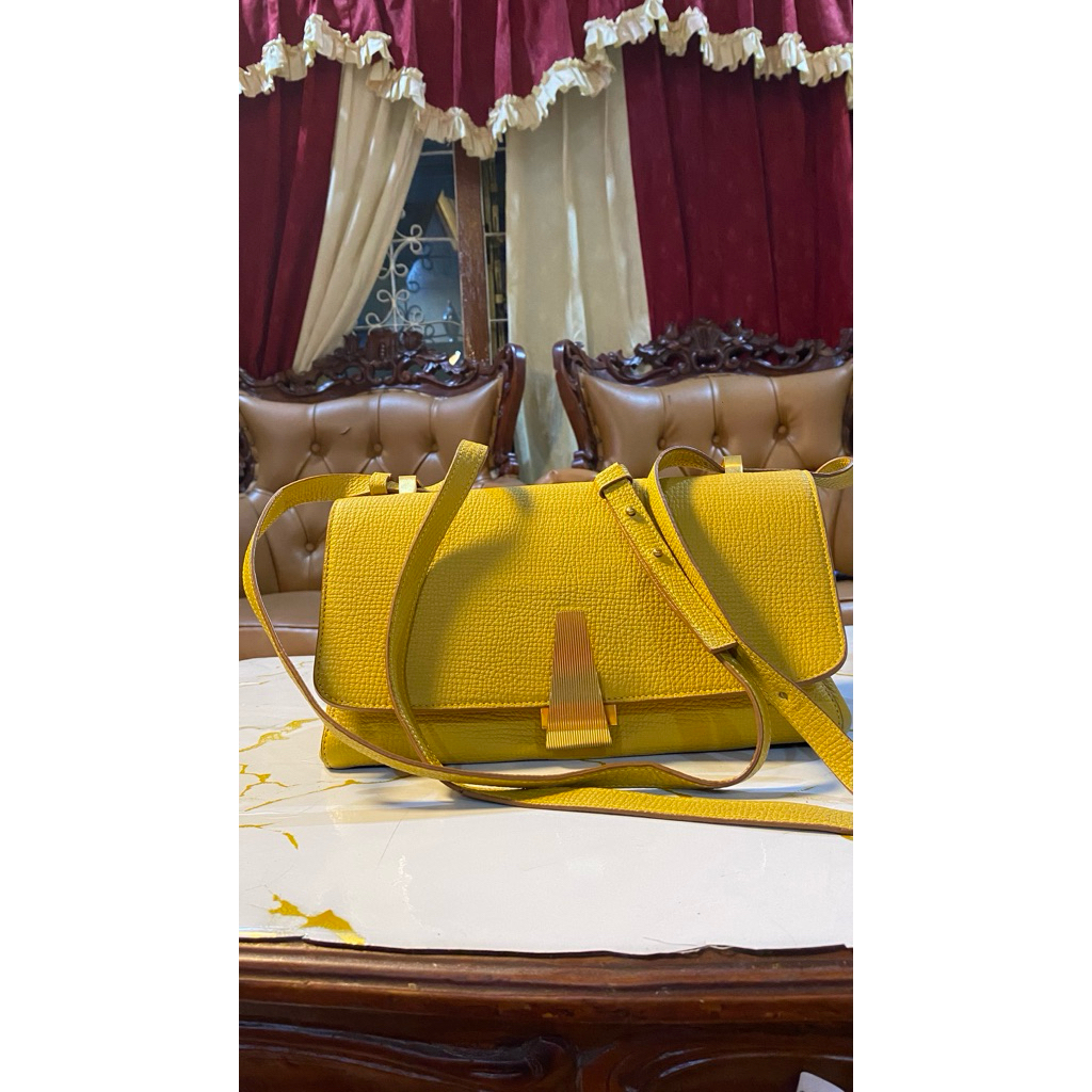 preloved bottega veneta authentic