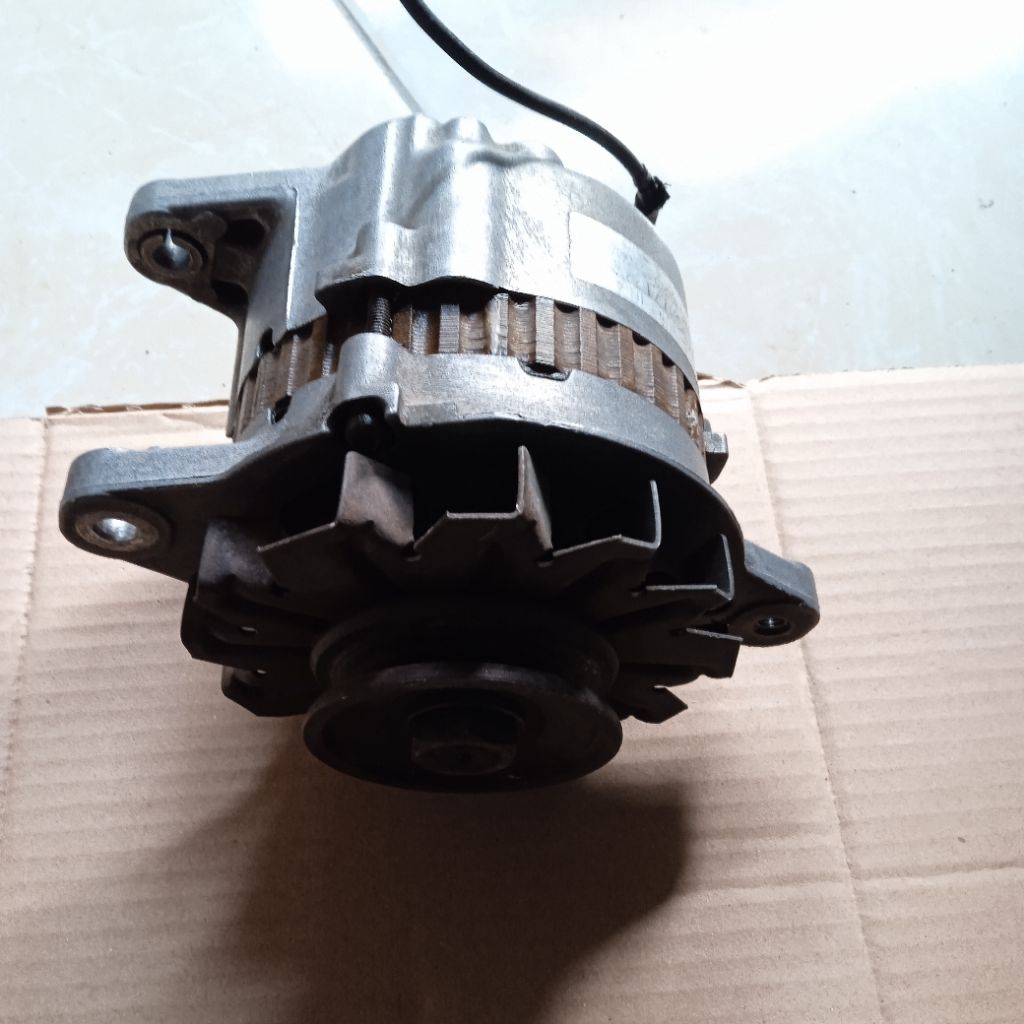 Dinamo amper IC Ori denso Suzuki Carry Extra/Bagong,toyota kijang Cocok