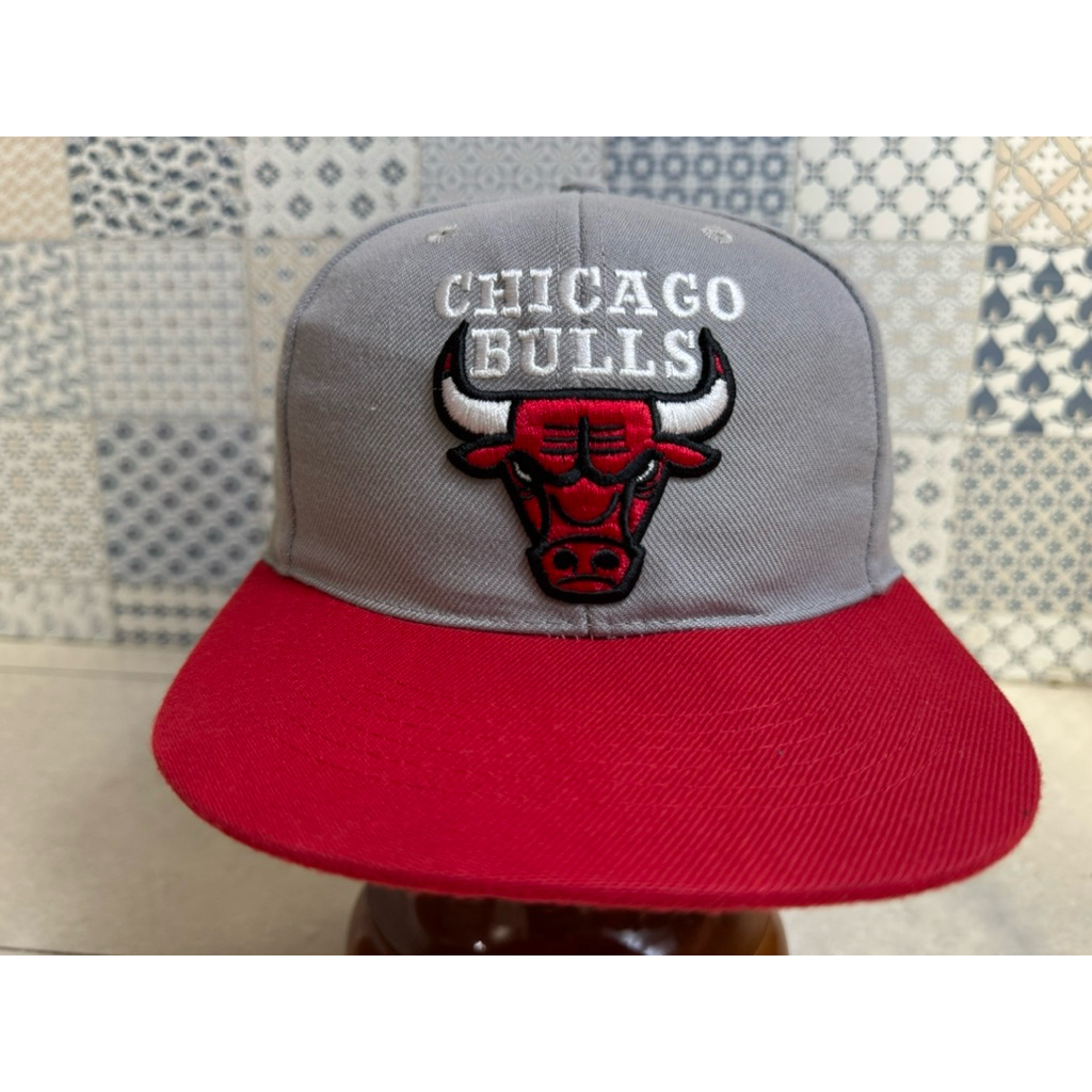 Topi Second Brand Branded Snapback CHICAGO BULLS Tag Putih Fashion