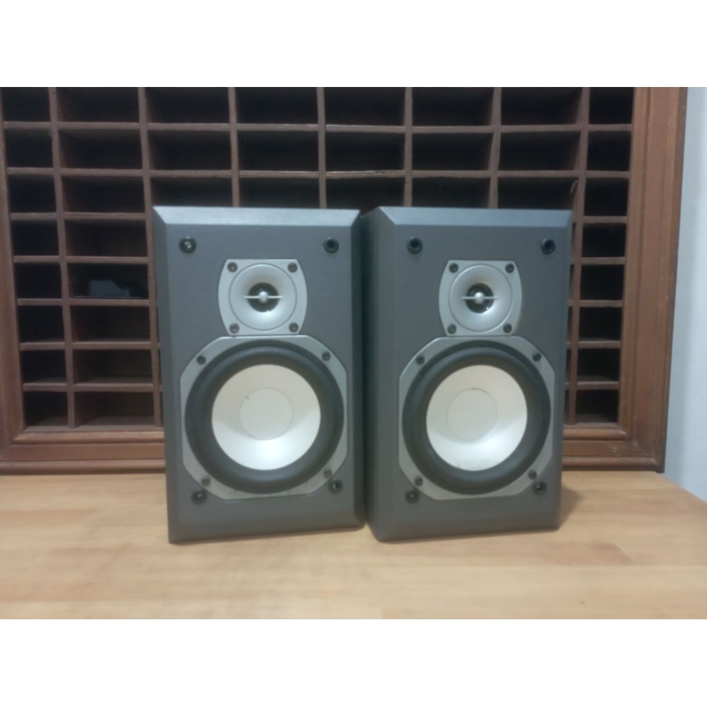 Speaker Pasif ( 5" inch ) Merk Tidak Tahu Sepasang.