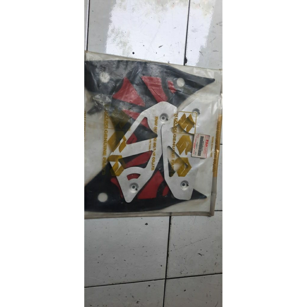 bordess karpet pijakan kaki suzuki skydrive 125 asli suzuki SGP SGA