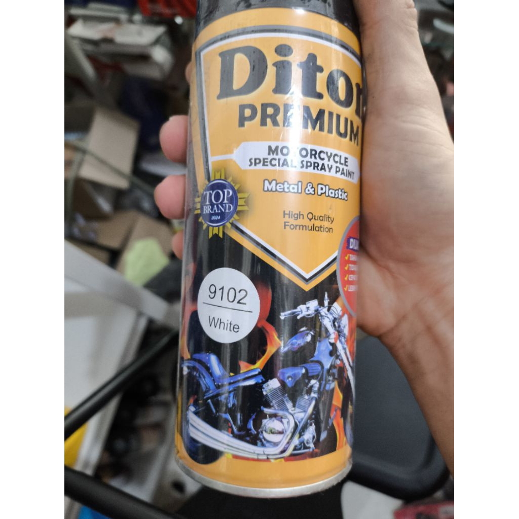 pilox putih pilox cat diton white 9102 diton premium putih Asli besar 400 cc 400 mL Sumber Cahaya pa