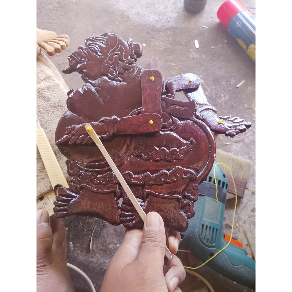 wayang kayu semar