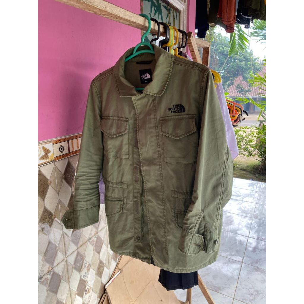 JAKET TNF