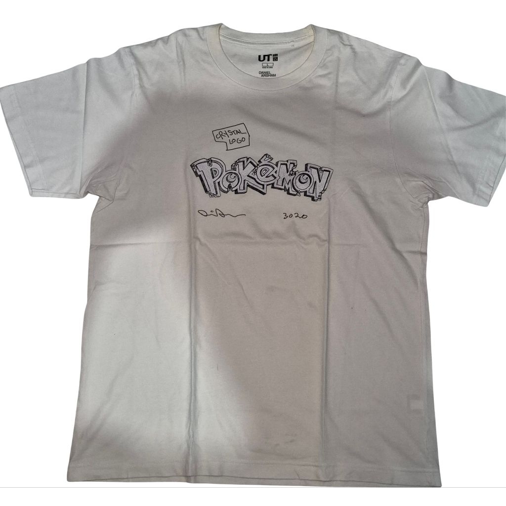 Kaos Uniqlo UT x Daniel Arsham x Pokemon White Crystal Logo - Size L
