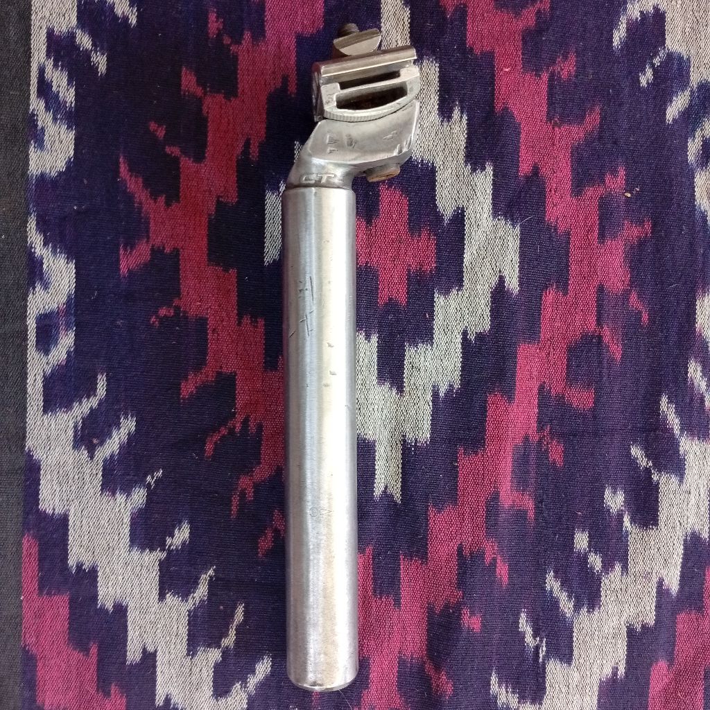 seatpost 26.8 sakae ct