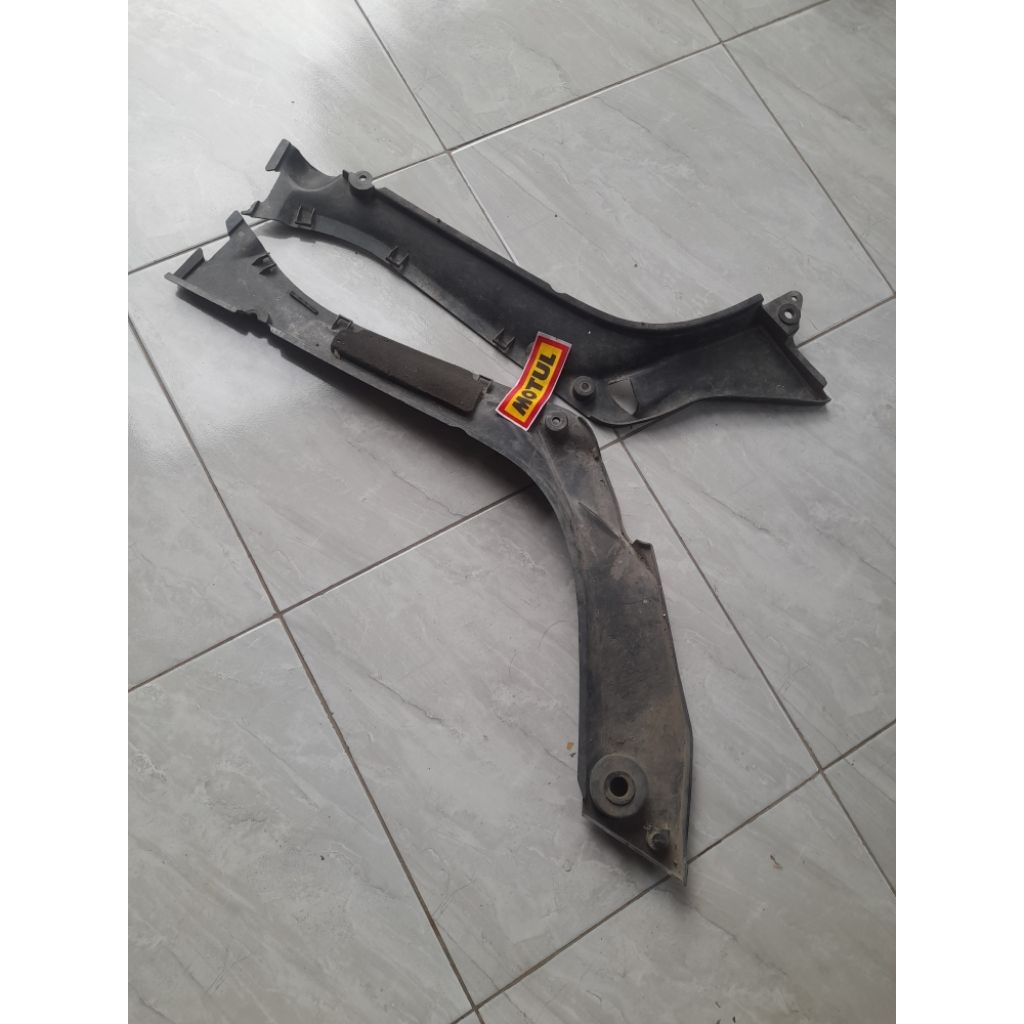 SAYAP DALAM KAWASAKI KAZE KAZE R ORIGINAL BEKAS