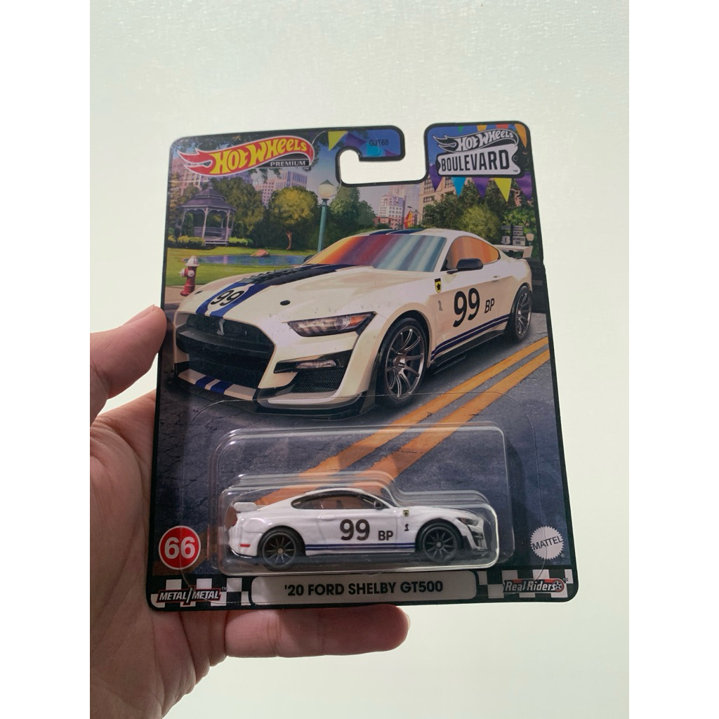 Hotwheels Premium Ford Shelby GT500