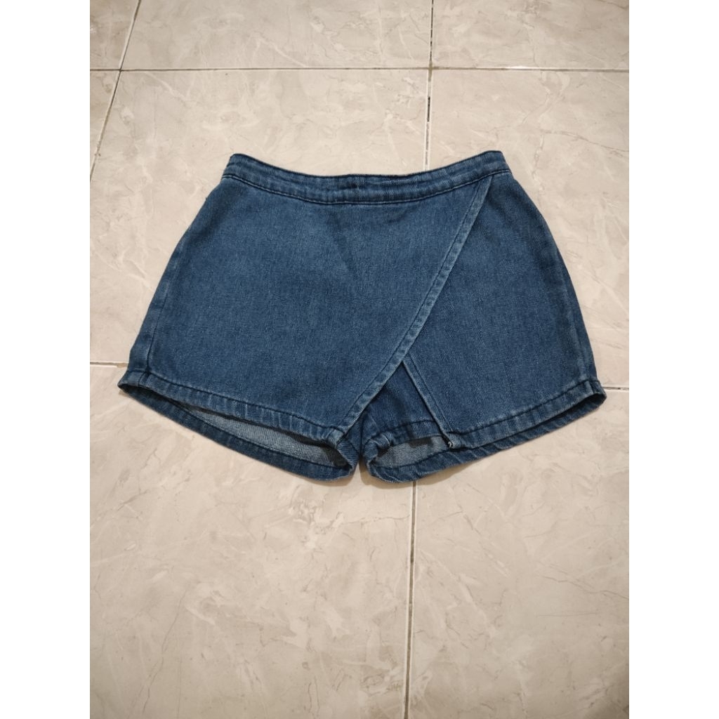 Preloved celana jeans pendek Jrep