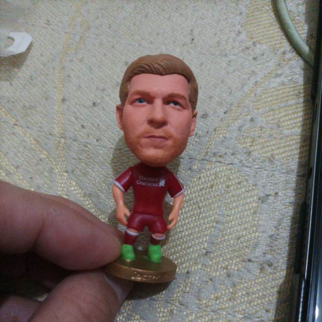 Action Figure Steven Gerrard Liverpool Soccerwe