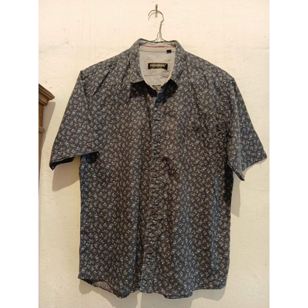 Preloved Kemeja Motif