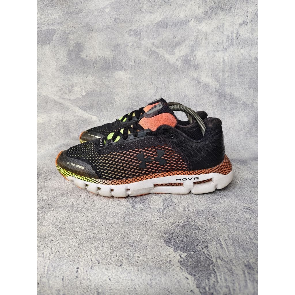 SEPATU UNDER ARMOUR HOVR INFINITE SECOND ORIGINAL LIKE NEW