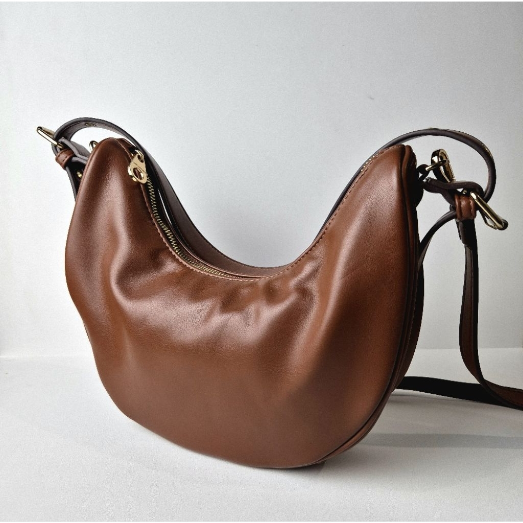 Stradivarius Hobo Bag Brown Preloved 95% Like New Tas Wanita Shoulder Sling Bag