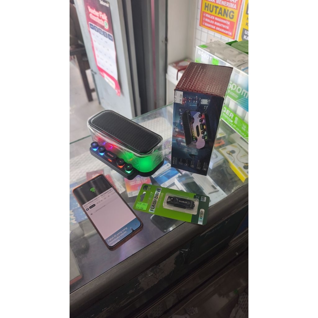 lCD LAYAR HP HATI-HATI MUDAH PECAH