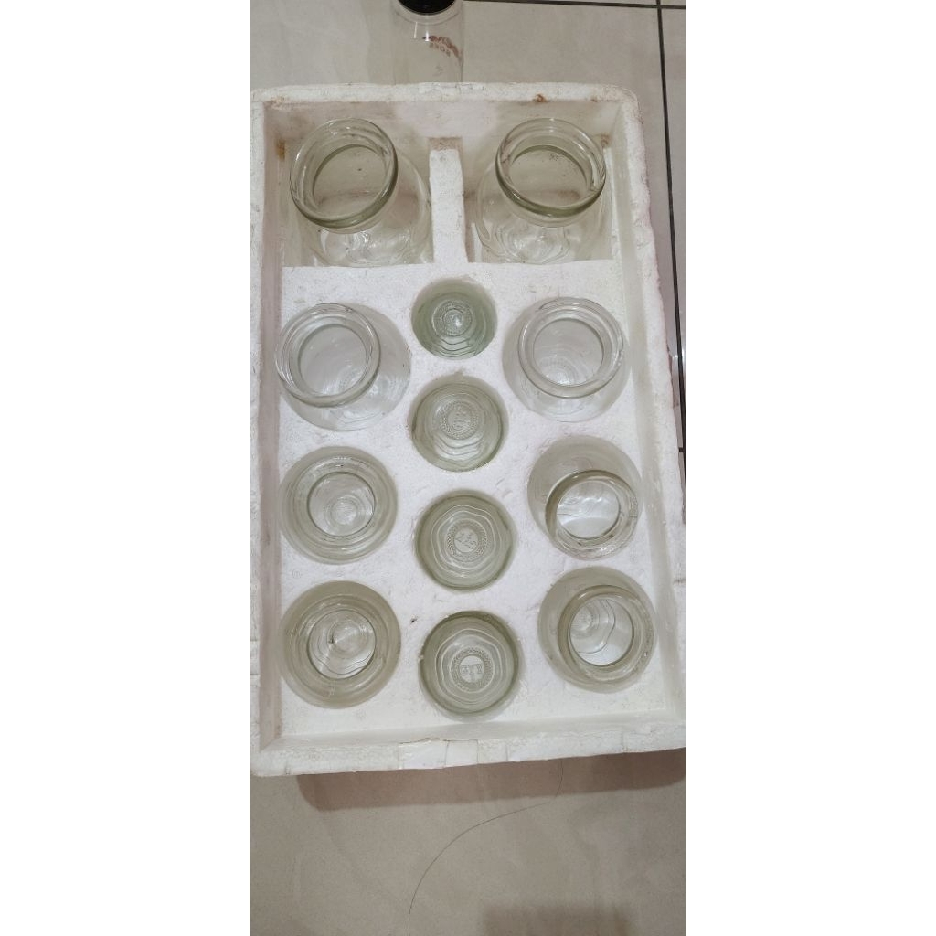 Bekam gelas (fire cupping)