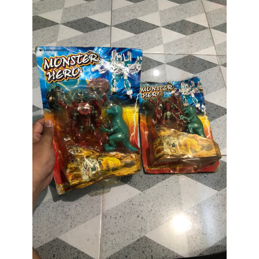 Mainan jadul transformers beast wars razorbeast bootleg