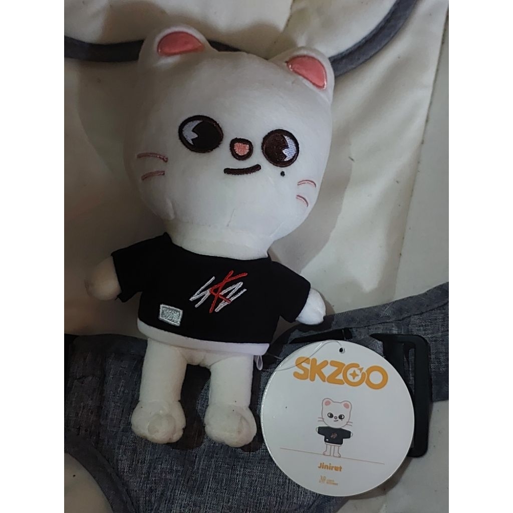 Jiniret Official V1 SKZOO Stray Kids