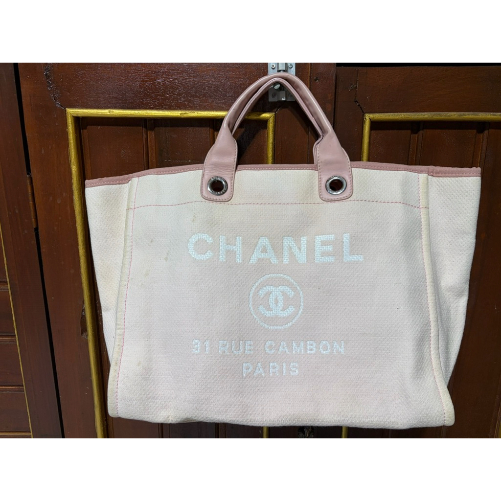 Chanel Deauville medium tote bag