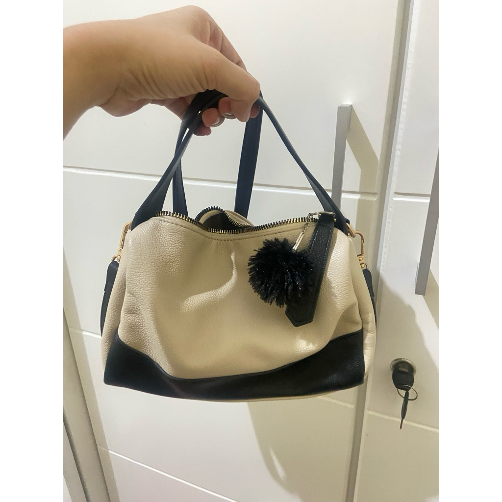 tas selempang bostanten