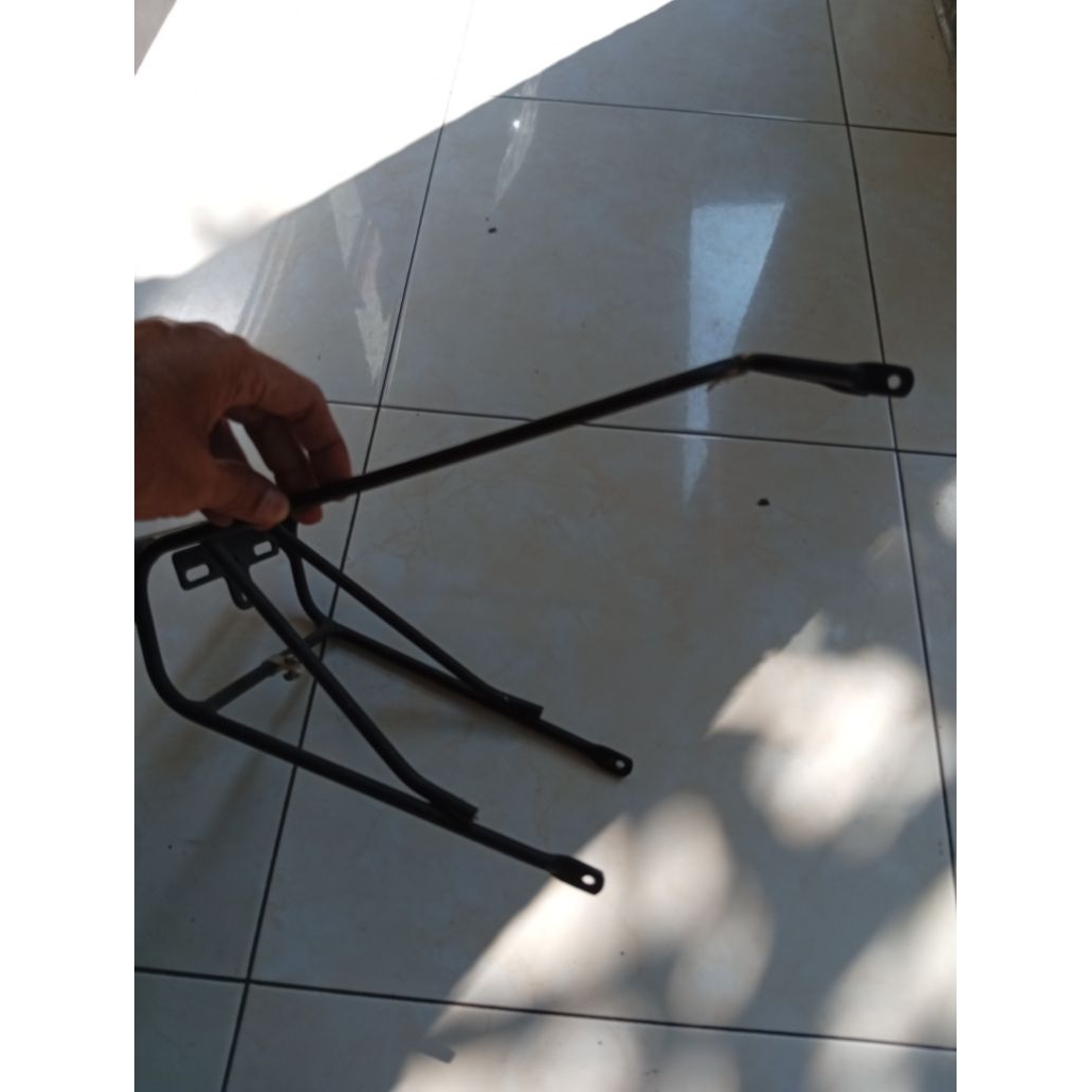 rak belakang sepeda